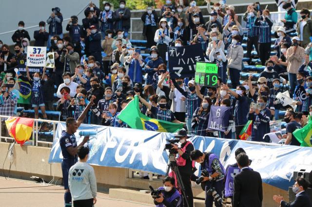 开云体育下载-Made In CSL①中超神锋初到日本被称姆博马再现